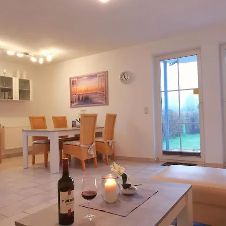 Ferienapartment Strandlaeufer Insel Usedom Karlshagen Exterior photo